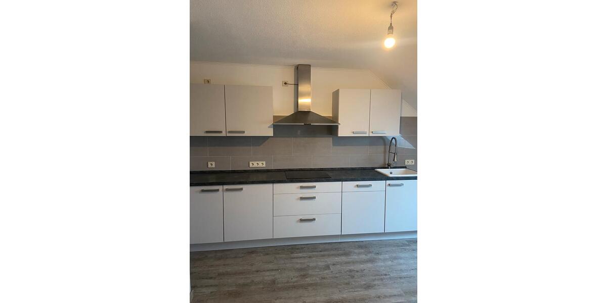 Dachgeschoßwohnung Runkel - 2 Zimmer, 60 m&sup2;, 700&euro; | Angebot:24837063