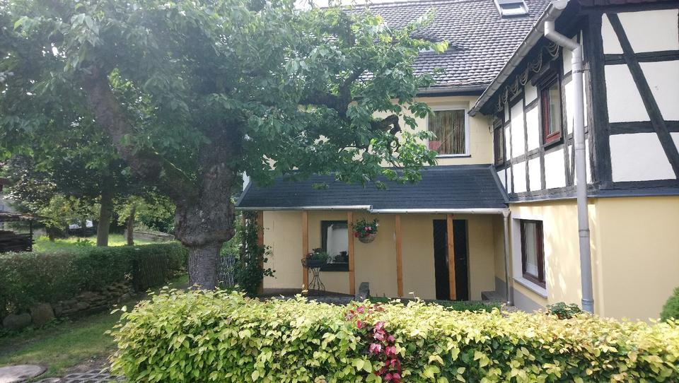 Etagenwohnung Großröhrsdorf - 1 Zimmer, 23 m&sup2;, 250&euro; | Angebot:24679384