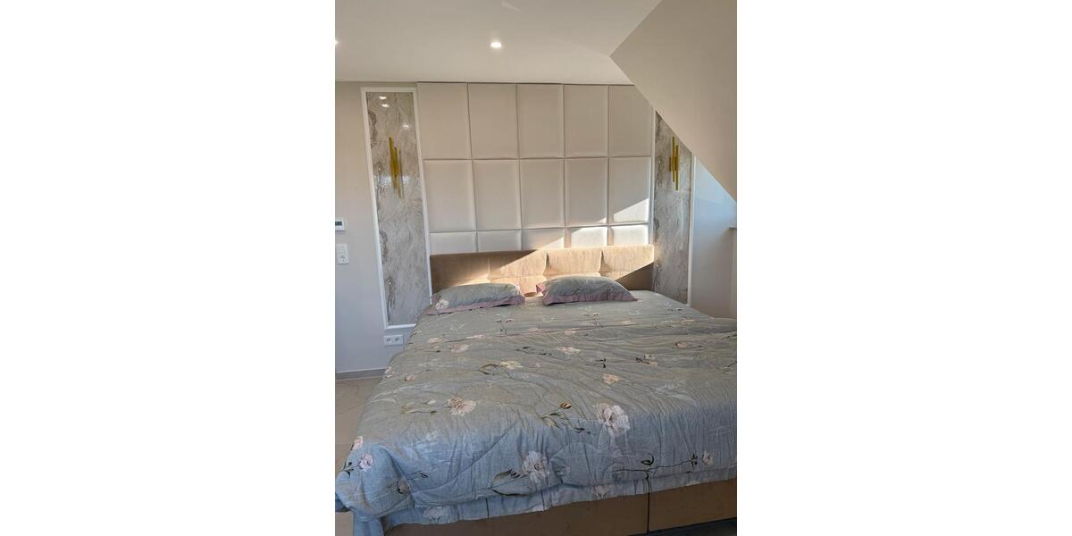 Doppelhaushälfte Laatzen - 7 Zimmer, 160 m&sup2;, 1.800&euro; | Angebot:24703027