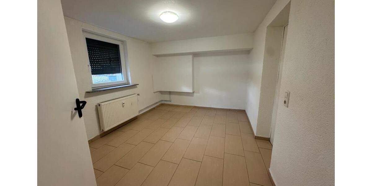 Etagenwohnung Wetzlar Altenberger Straße - 4 Zimmer, 100 m&sup2;, 770&euro; | Angebot:24650397