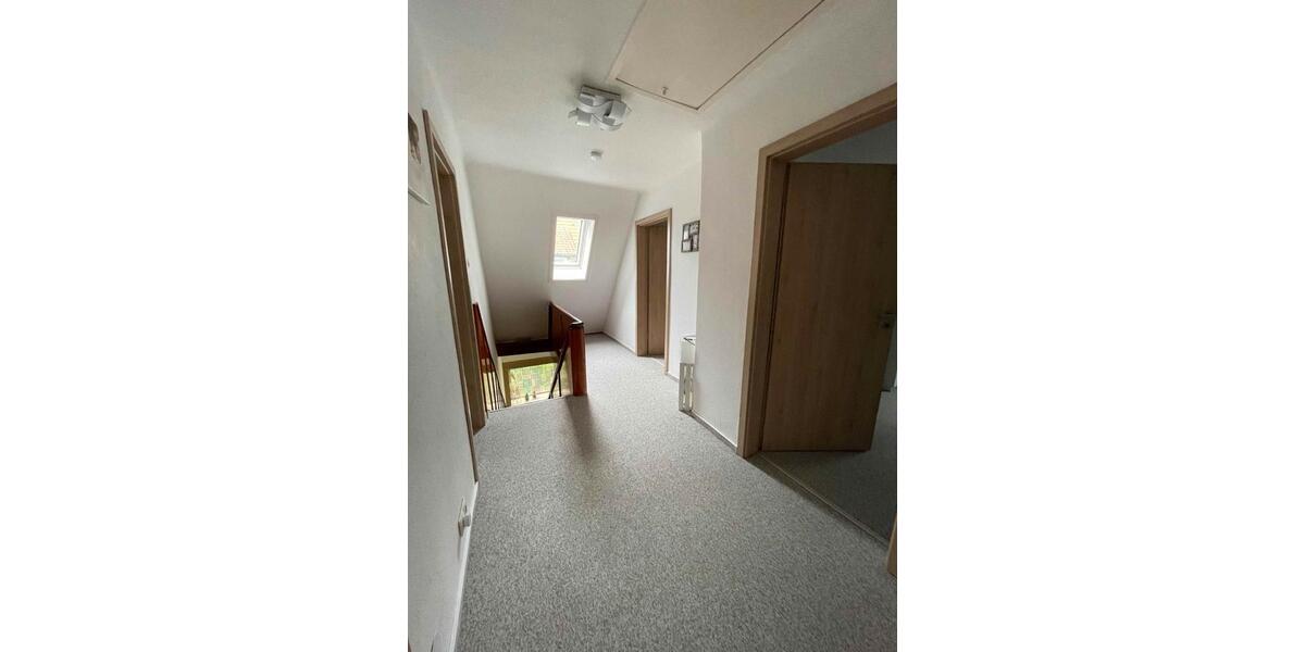 Doppelhaushälfte Soltau - 6 Zimmer, 140 m&sup2;, 1.100&euro; | Angebot:26560501