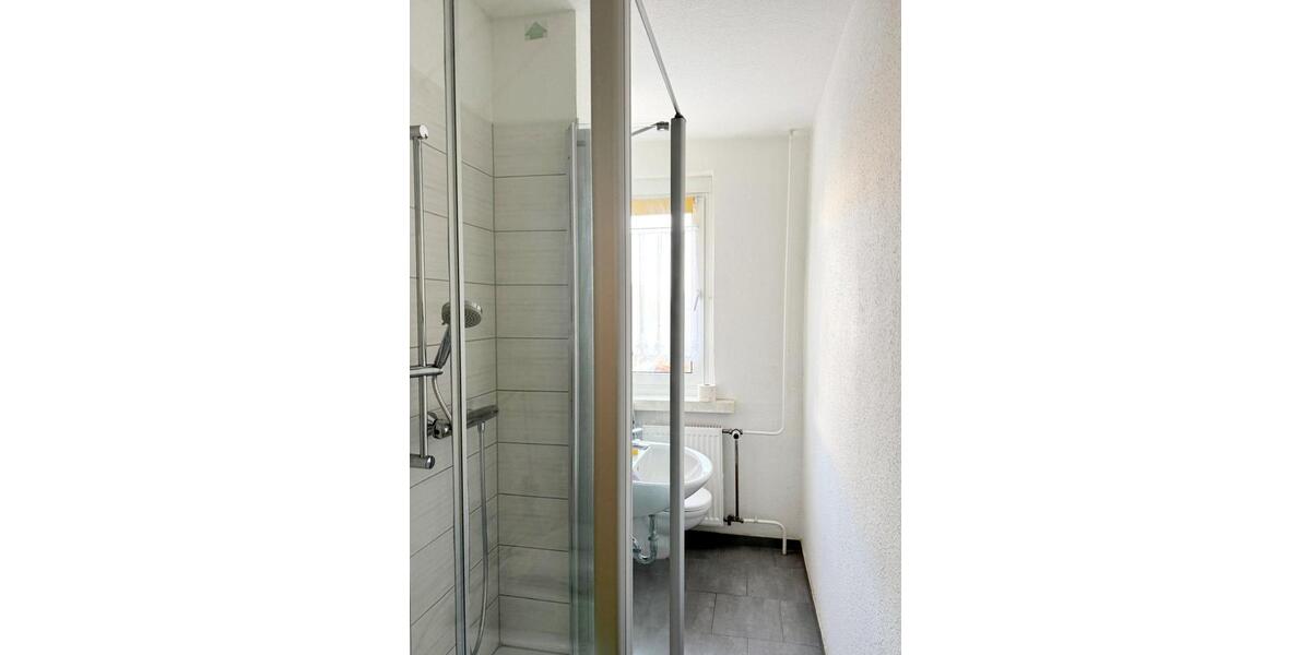 Etagenwohnung Borna - 3 Zimmer, 59 m&sup2;, 288&euro; | Angebot:24946760