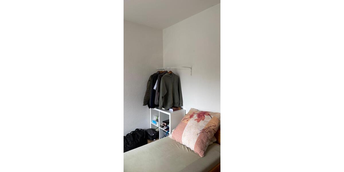 Etagenwohnung Taunusstein - 1 Zimmer, 9 m&sup2;, 450&euro; | Angebot:25548945