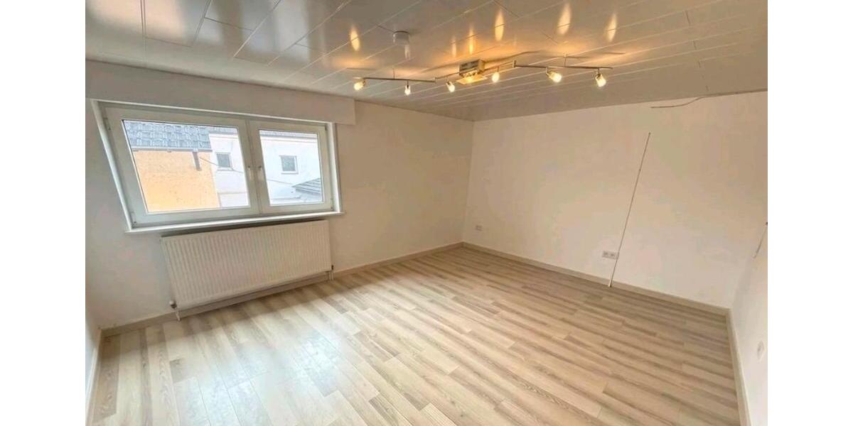 Etagenwohnung Hargesheim - 5 Zimmer, 152 m&sup2;, 1.500&euro; | Angebot:26671810