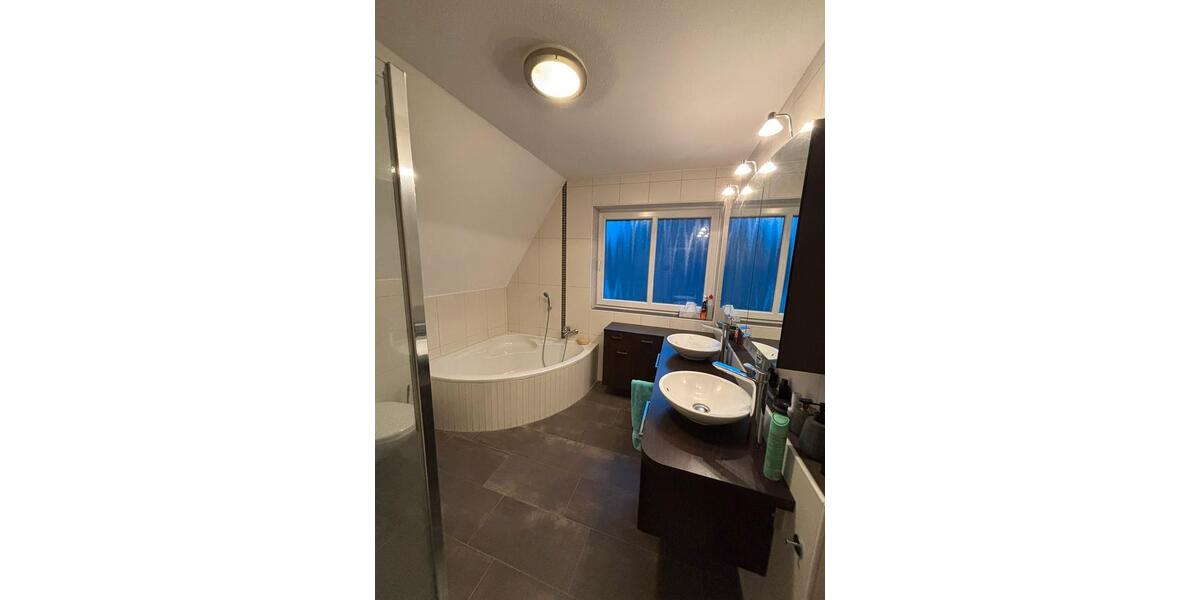 Doppelhaushälfte Barßel - 4 Zimmer, 130 m&sup2;, 1.150&euro; | Angebot:24901832