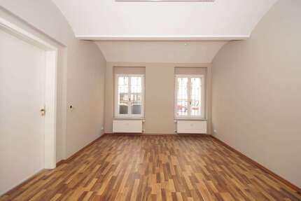 Erweiterung möglich! Ladeneinheit mit 92m² im Waldstraßenviertel! 3 zimmer