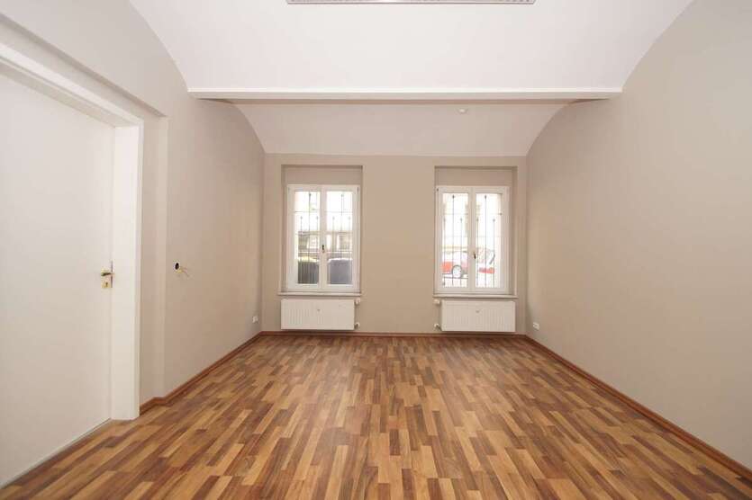 Erweiterung möglich! Ladeneinheit mit 92m² im Waldstraßenviertel! 3 zimmer
