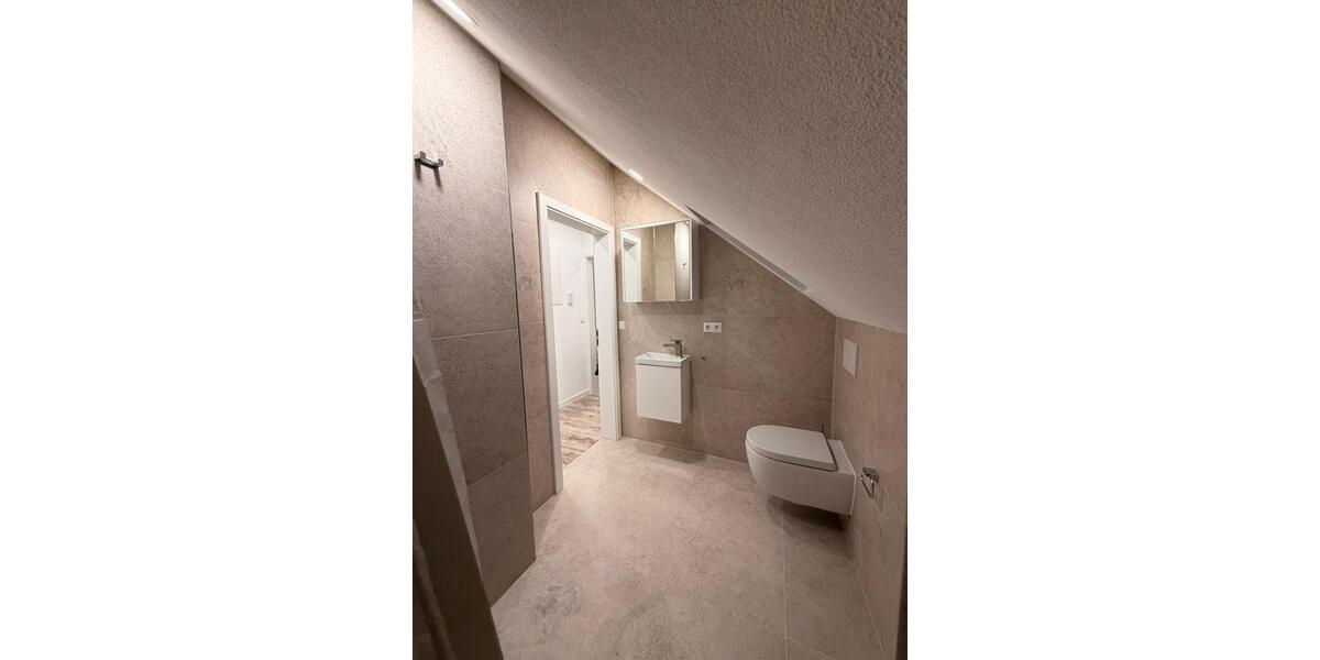 Dachgeschoßwohnung Mosbach - 2 Zimmer, 55 m&sup2;, 800&euro; | Angebot:26041691