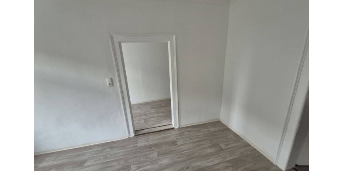 Etagenwohnung Ohrdruf - 3 Zimmer, 70 m&sup2;, 590&euro; | Angebot:22989592