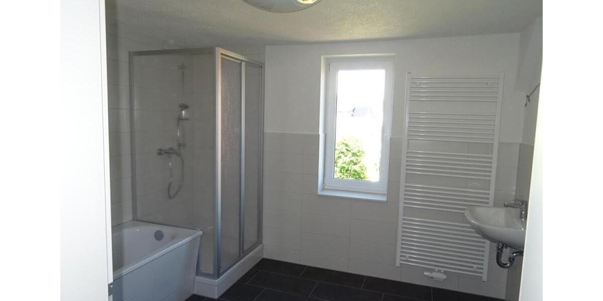 Etagenwohnung Kindelbrück - 2.5 Zimmer, 63 m&sup2;, 575&euro; | Angebot:26688930