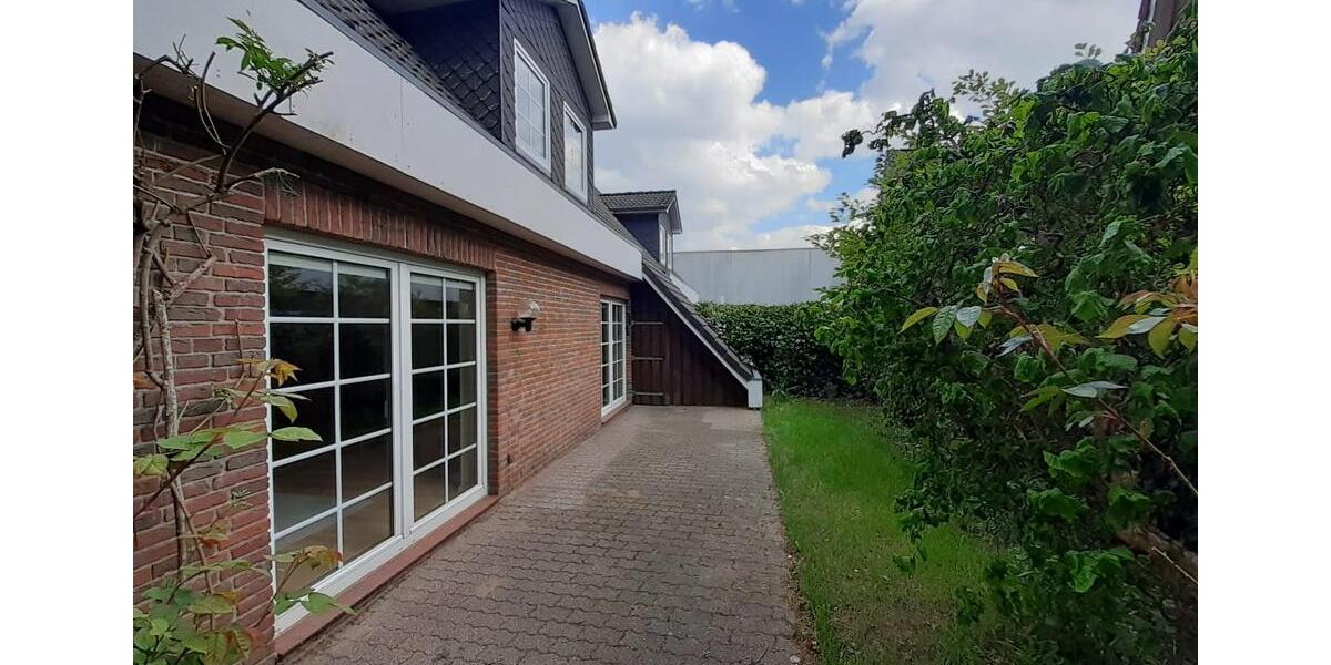 Etagenwohnung Flensburg Altstadt - 4 Zimmer, 124 m&sup2;, 1.150&euro; | Angebot:26578761