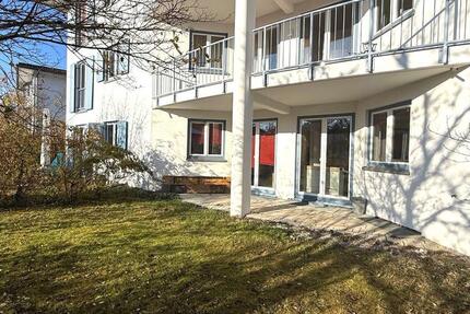 Herrliche 2 Zimmer Wohnung mit Einbauküche, Hobbyraum, großzügiger Terrasse und hübschen Südgarten! 2 zimmer