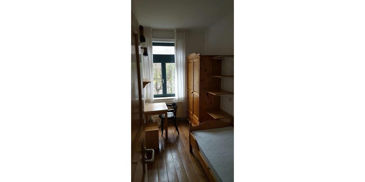 Etagenwohnung Bad Bramstedt - 1 Zimmer, 16 m&sup2;, 270&euro; | Angebot:25235811
