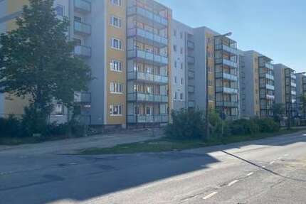 Wohnung Greifswald Groß Schönwalde - 4 Zimmer, 95 m&sup2;, 925&euro; | Angebot:26212119