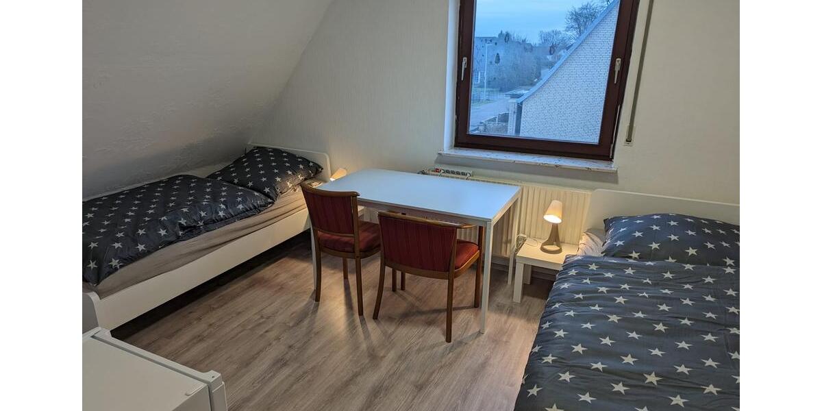 Wohnen auf Zeit Weyhe - 10 Zimmer, 200 m&sup2;, 20&euro; | Angebot:15504283