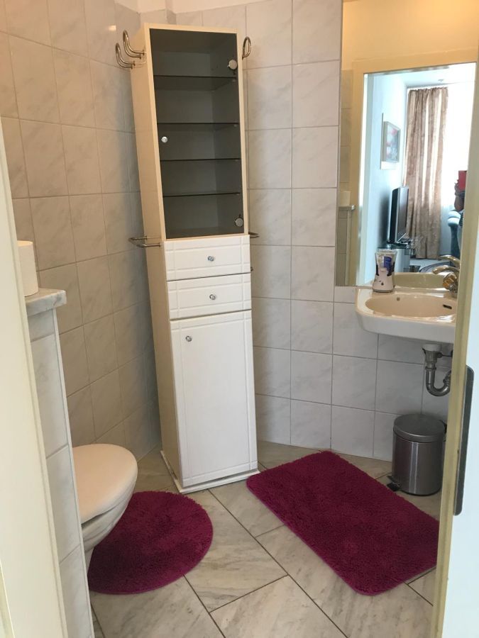 3 Zimmer helles Wohnung in der näher von Altstadt Spandau, 50 qm Terasse, Gäste WC 3 zimmer