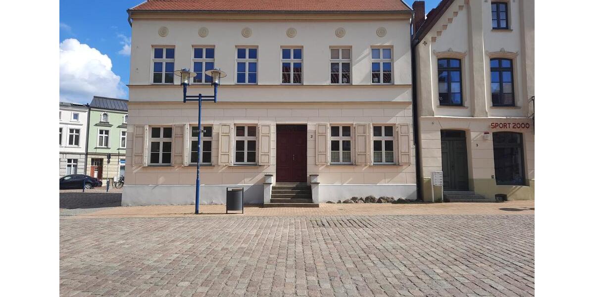 Erdgeschoßwohnung Parchim - 1 Zimmer, 32 m&sup2;, 290&euro; | Angebot:23807885