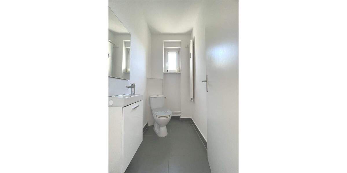 Etagenwohnung Singen (Hohentwiel) Singen - 3 Zimmer, 95 m&sup2;, 1.050&euro; | Angebot:24269677