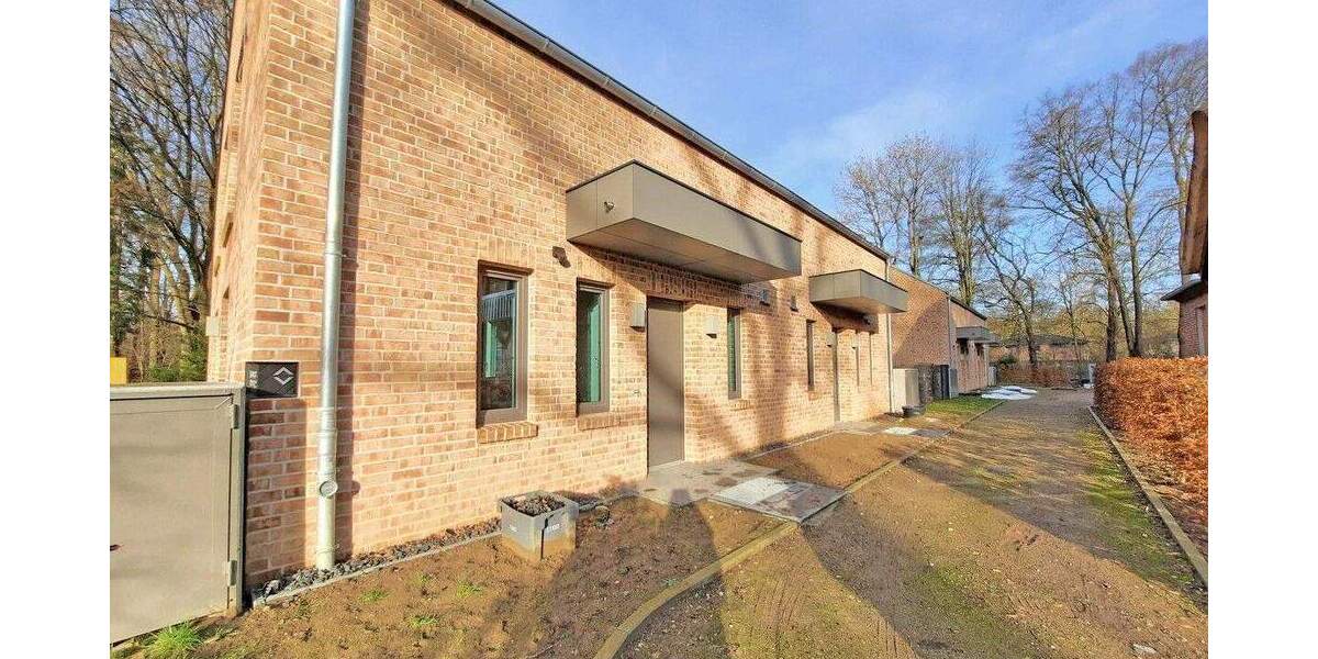 Doppelhaushälfte Hamburg Bergstedt - 4 Zimmer, 189 m&sup2;, 2.750&euro; | Angebot:25700459