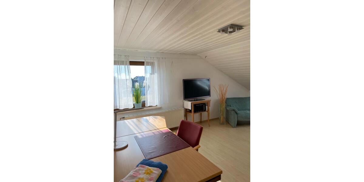 Etagenwohnung Fuchsmühl - 1 Zimmer, 28 m&sup2;, 490&euro; | Angebot:25329635