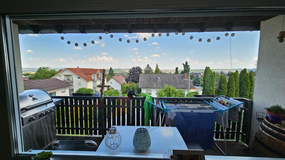 3,5 ZKB in einer der besten Lagen mit Panoramablick und Balkon