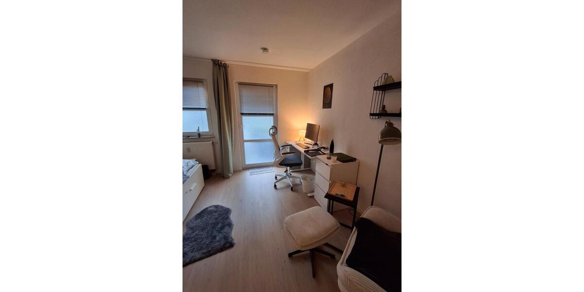 Erdgeschoßwohnung Siegen - 1 Zimmer, 25 m&sup2;, 325&euro; | Angebot:26226674