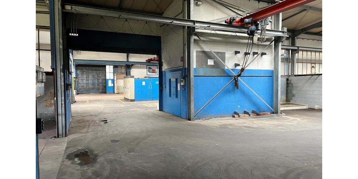 Attraktive Gewerbehalle mit Büroflächen in zentraler Lage zu vermieten zimmer