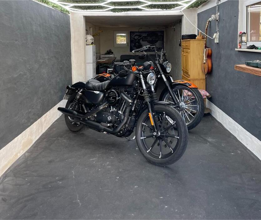 Garage Stellplatz Motorrad