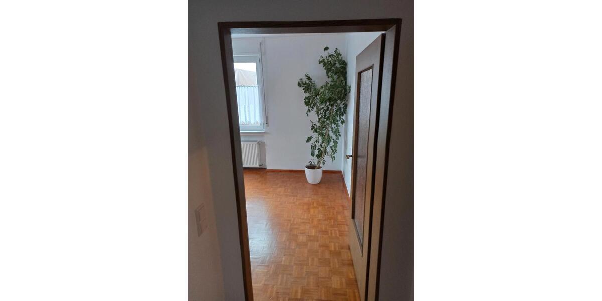Erdgeschoßwohnung Stockach - 1 Zimmer, 64 m&sup2;, 750&euro; | Angebot:25961970
