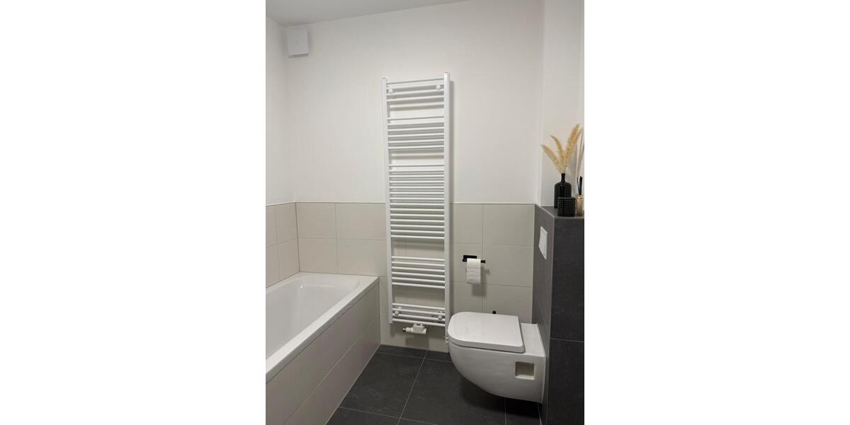 Etagenwohnung Ludwigslust - 4 Zimmer, 105 m&sup2;, 1.180&euro; | Angebot:25966505