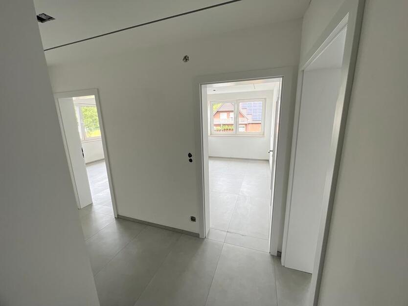 Kernsanierte 3 ZKB Wohnung mit Balkon zimmer