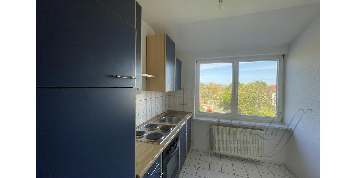 Dachgeschoßwohnung Stendal - 2 Zimmer, 38 m&sup2;, 245&euro; | Angebot:24890547