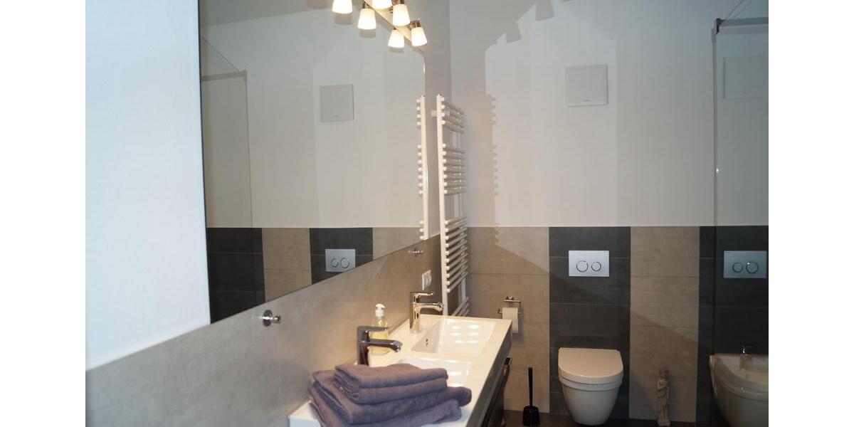 Wohnen auf Zeit Villingen-Schwenningen Schwenningen - 3 Zimmer, 110 m&sup2;, 109&euro; | Angebot:18657184