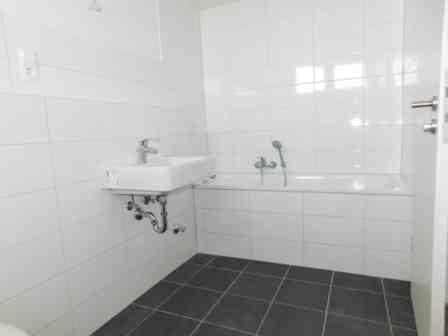 Etagenwohnung Krefeld Gellep-Stratum - 2 Zimmer, 70 m&sup2;, 666&euro; | Angebot:26141878