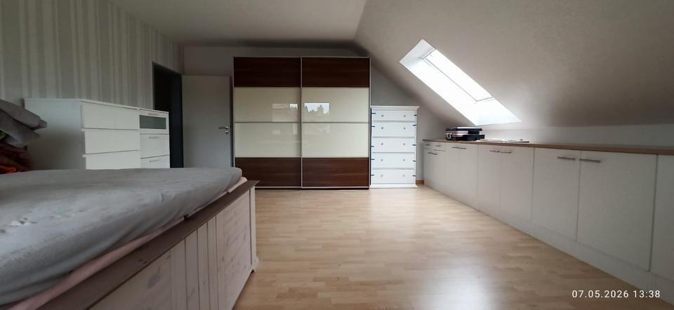 Dachgeschoßwohnung Altenbeken - 3 Zimmer, 112 m&sup2;, 730&euro; | Angebot:26623837