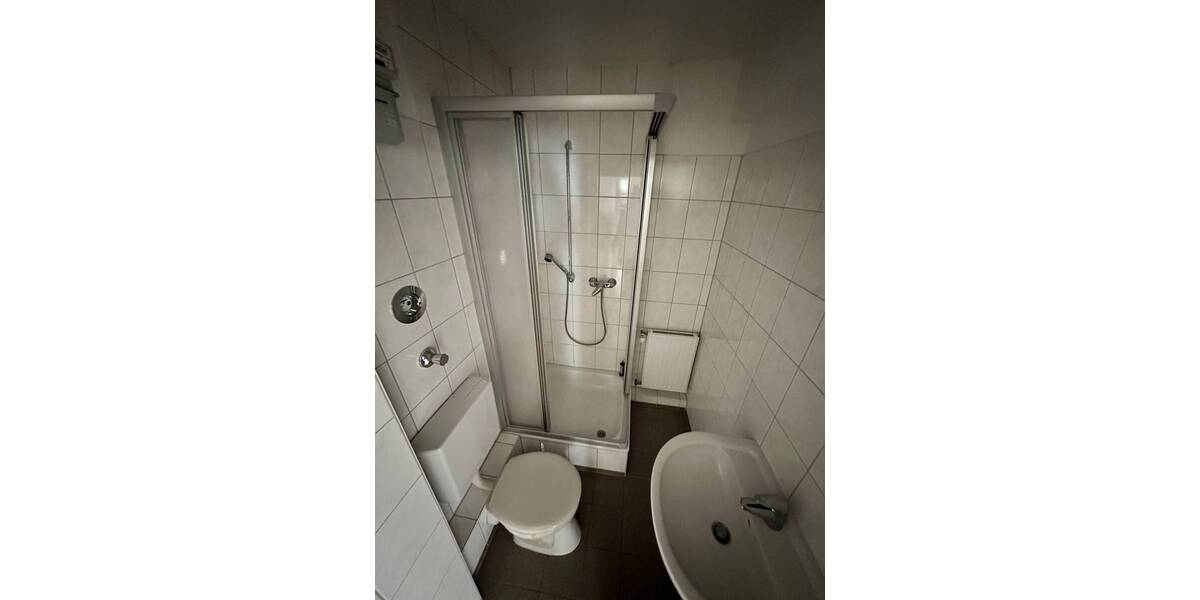 Etagenwohnung Essen Südviertel - 2 Zimmer, 44 m&sup2;, 420&euro; | Angebot:23943546