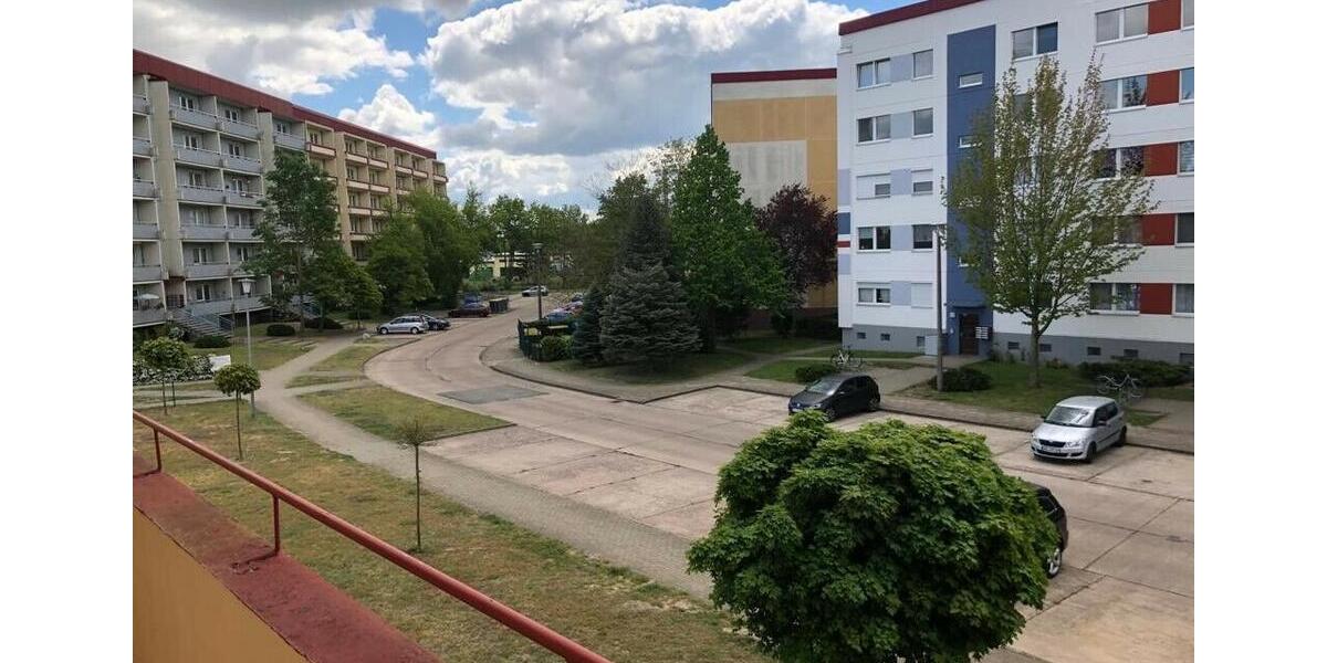 3-Raumwohnung mit geräumiger Wohnküche und Balkon 3 zimmer