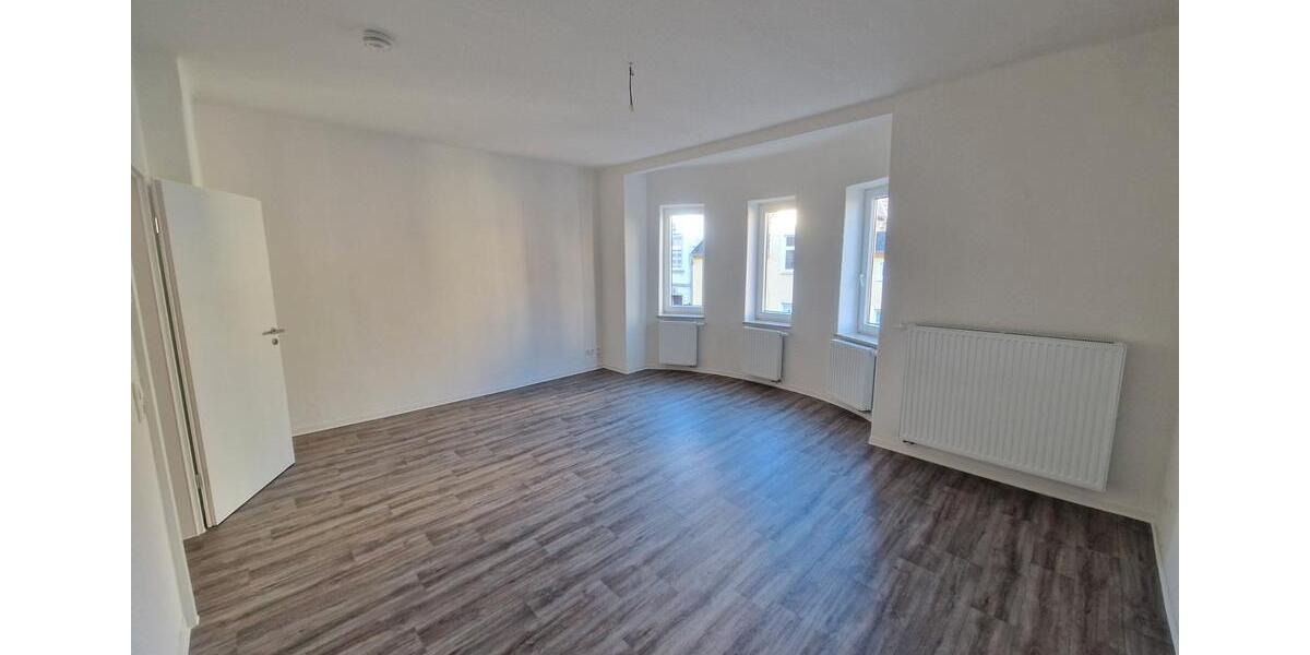 Etagenwohnung Schönebeck (Elbe) - 3 Zimmer, 86 m&sup2;, 695&euro; | Angebot:26266523