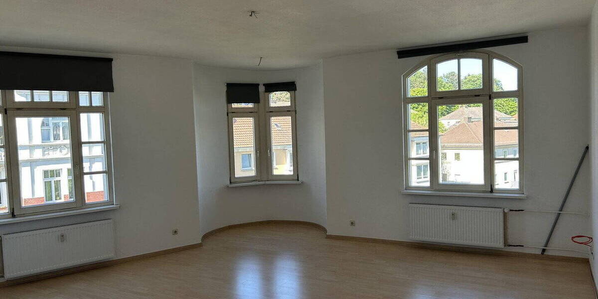 Etagenwohnung Kassel West - 3 Zimmer, 111 m&sup2;, 1.200&euro; | Angebot:26791668