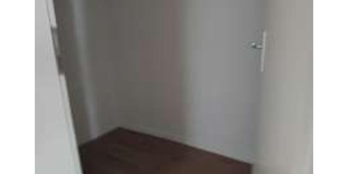 Dachgeschoßwohnung Oberhausen - 3 Zimmer, 114 m&sup2;, 916&euro; | Angebot:17899077