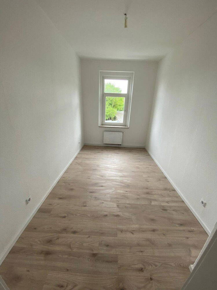 *NEU* 4-Zimmer Wohnung mit zwei Balkonen, Kamin, Tageslichtbad - sofort verfügbar