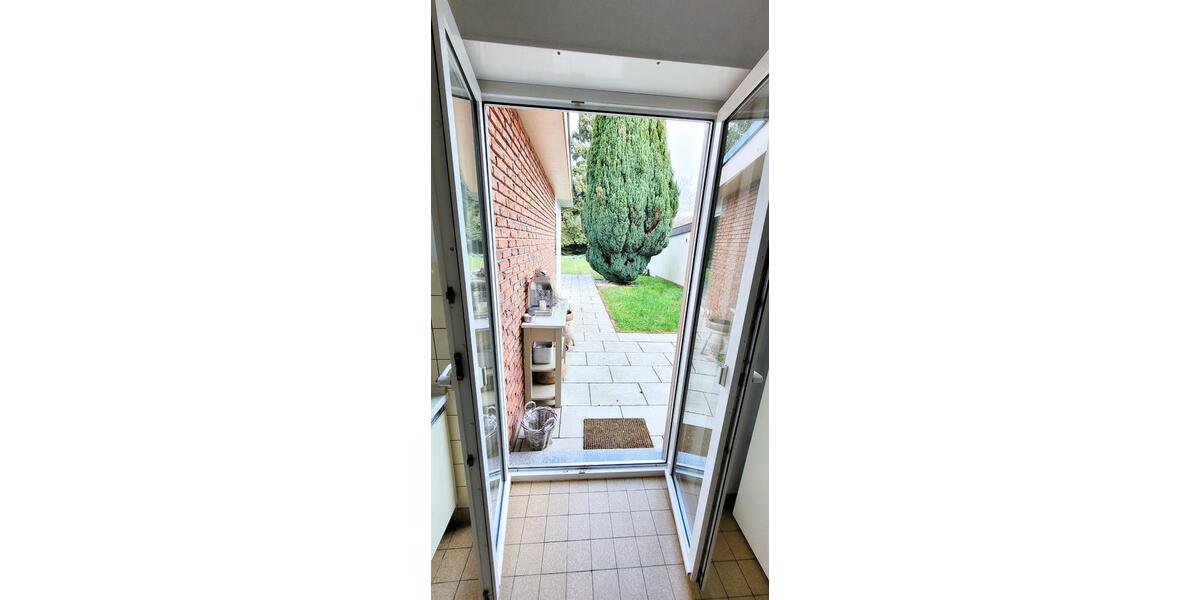 Erdgeschoßwohnung Saarlouis - 3 Zimmer, 120 m&sup2;, 1.200&euro; | Angebot:26299978