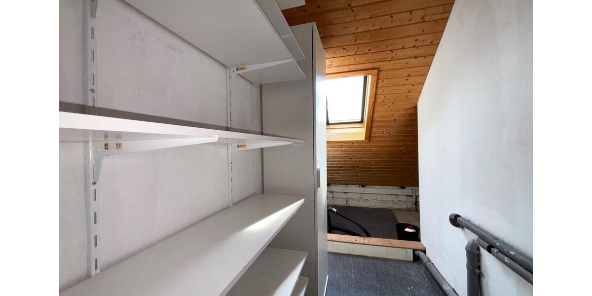 Dachgeschoßwohnung Limburg an der Lahn Linter - 3 Zimmer, 95 m&sup2;, 850&euro; | Angebot:26675526