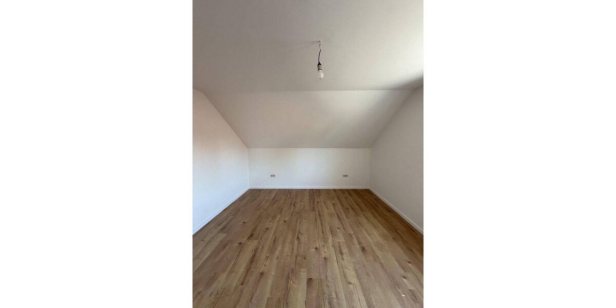 Etagenwohnung Lichtenau - 3 Zimmer, 77 m&sup2;, 925&euro; | Angebot:26820853