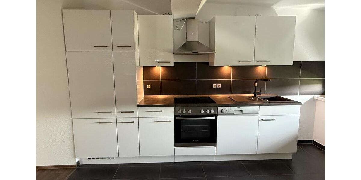 Dachgeschoßwohnung Homburg - 2 Zimmer, 72 m&sup2;, 700&euro; | Angebot:24790990