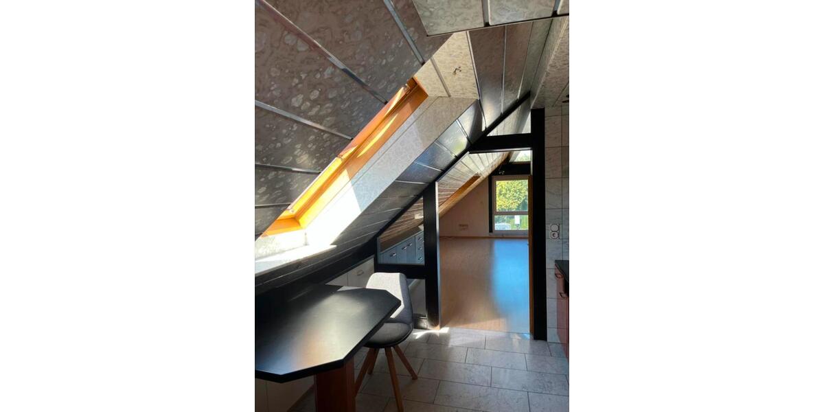 Dachgeschoßwohnung Lollar - 2 Zimmer, 69 m&sup2;, 600&euro; | Angebot:26265661