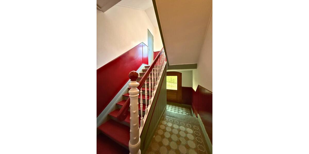 Etagenwohnung Meinerzhagen - 3 Zimmer, 100 m&sup2;, 1.000&euro; | Angebot:24330086