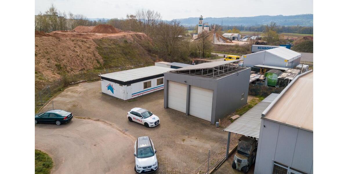 Gewerbeobjekt zur Vermietung in Merzig-Besseringen Hiermit steht eine Gewerbehalle mit Bürofläche im Industriegebiet „Bruchwies“ in Merzig-Besseringen zur Vermietung. Es handelt sich um eine... zimmer