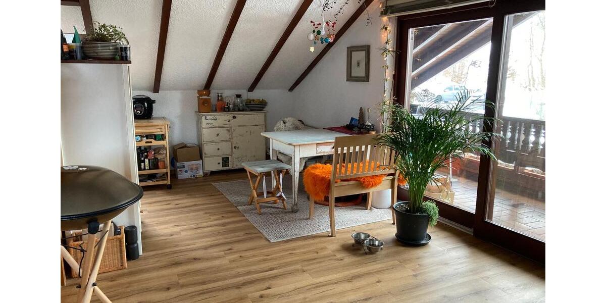 Dachgeschoßwohnung Gersfeld (Rhön) - 1 Zimmer, 39 m&sup2;, 370&euro; | Angebot:24752036