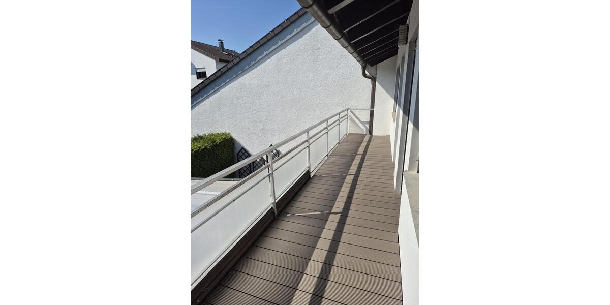 Dachgeschoßwohnung Andechs - 3 Zimmer, 75 m&sup2;, 1.100&euro; | Angebot:26427229